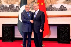Pakistan's deputy prime minister senator Mohammad Ishaq Dar meets with Chinese foreign minister Wang Yi at the Diaoyutai State Guesthouse in Beijing, China. Photo: Reuters