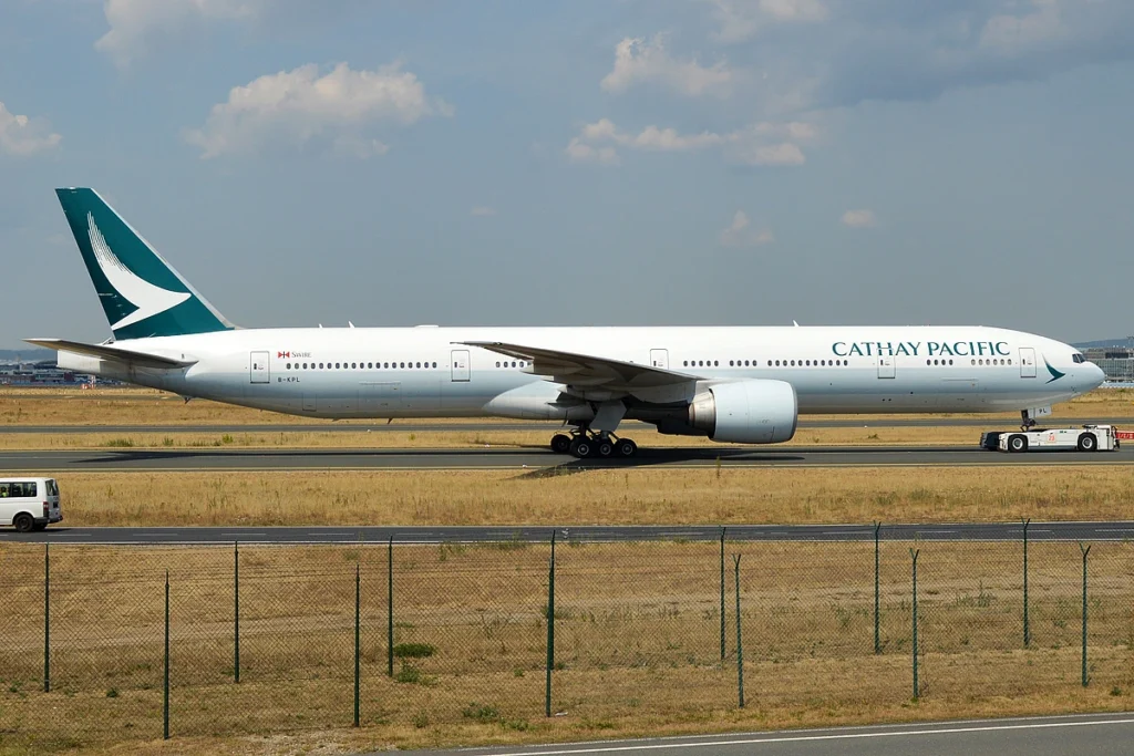 Cathay Pacific Los Angeles to Hong Kong Flight with 777 Makes Emergency Landing in Japan