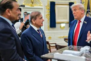 US President Donald Trump during a meeting with Pakistan Prime Minister Shehbaz Sharif and Field Marshal Asim Munir at the White House, in Washington, DC, USA (File photo/PTI)