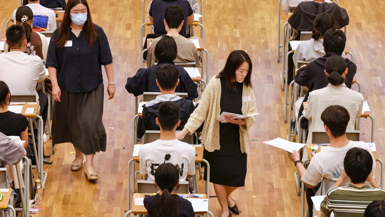 Bubble tea and YouTube topics please Hong Kong DSE exam takers, as poems add twist