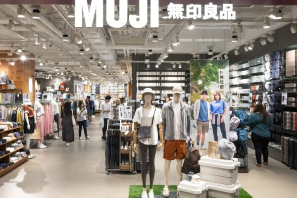 Hong Kong police arrest 5 over shoplifting syndicate targeting Muji stores