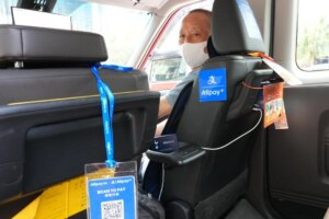 40,000 taxi drivers sign up for e-payment systems as new rules come into force