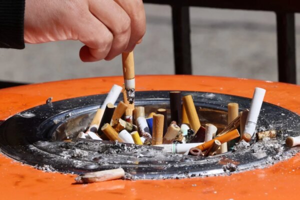 Health chief hails tobacco control efforts as smoking rate falls to 8.5%
