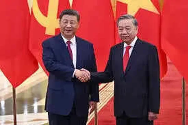China offers loans, technology for Vietnam railways