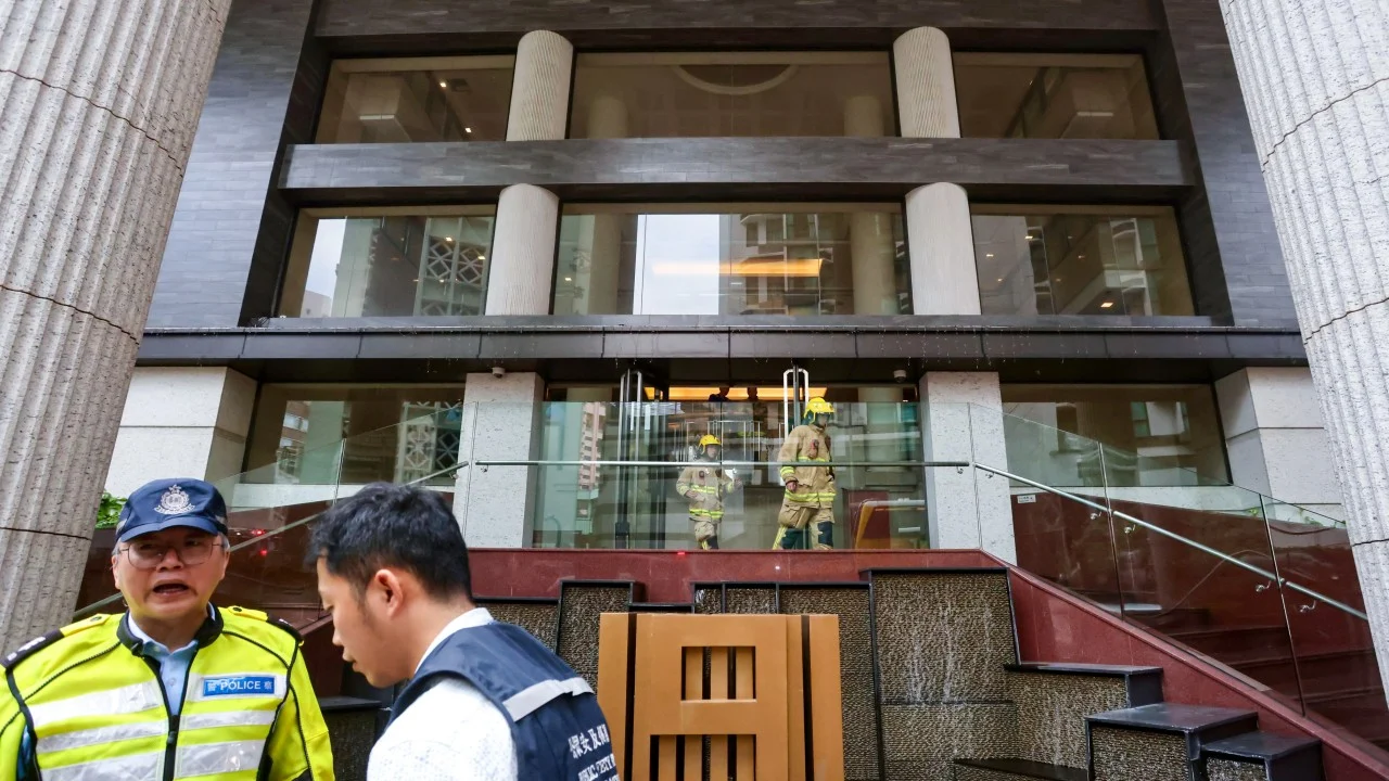 1 dead, 2 in critical condition after fire at luxury Hong Kong flat