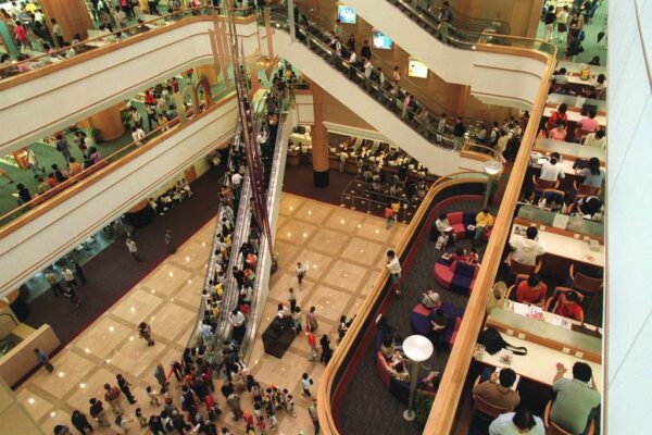 About 600 people queued to be among the first to explore the new library. Photo: David Wong