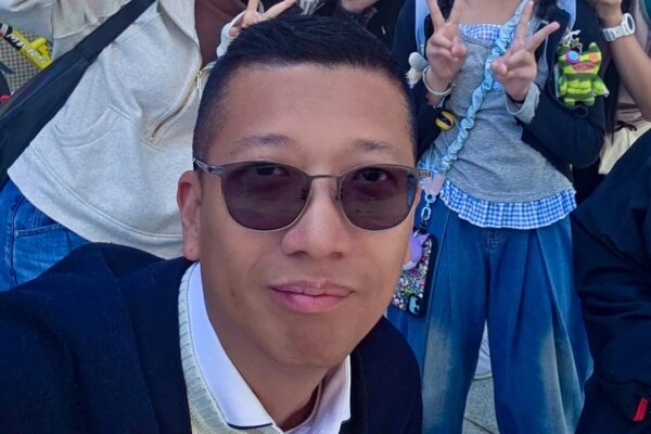 Hong Kong principal who swore at Singapore security guards resigns, apologises
