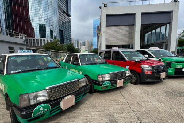Hong Kong taxi driver arrested for dangerous driving, hitting speeds of 160km/h
