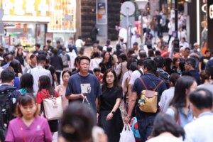 Hong Kong posts strongest quarterly economic growth in almost 5 years at 5.9%