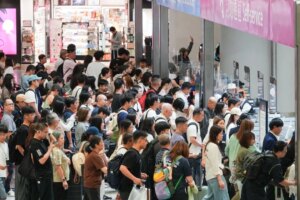 Hongkongers flock to Shenzhen for ‘better’ Labour Day dining and attractions
