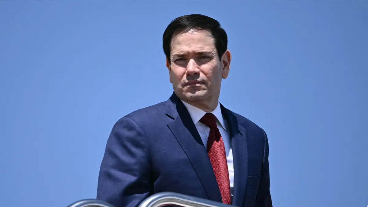 Marco Rubio boarding Air Force One