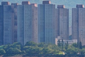 Hong Kong formally issues buy-back offer letters to Wang Fuk Court homeowners