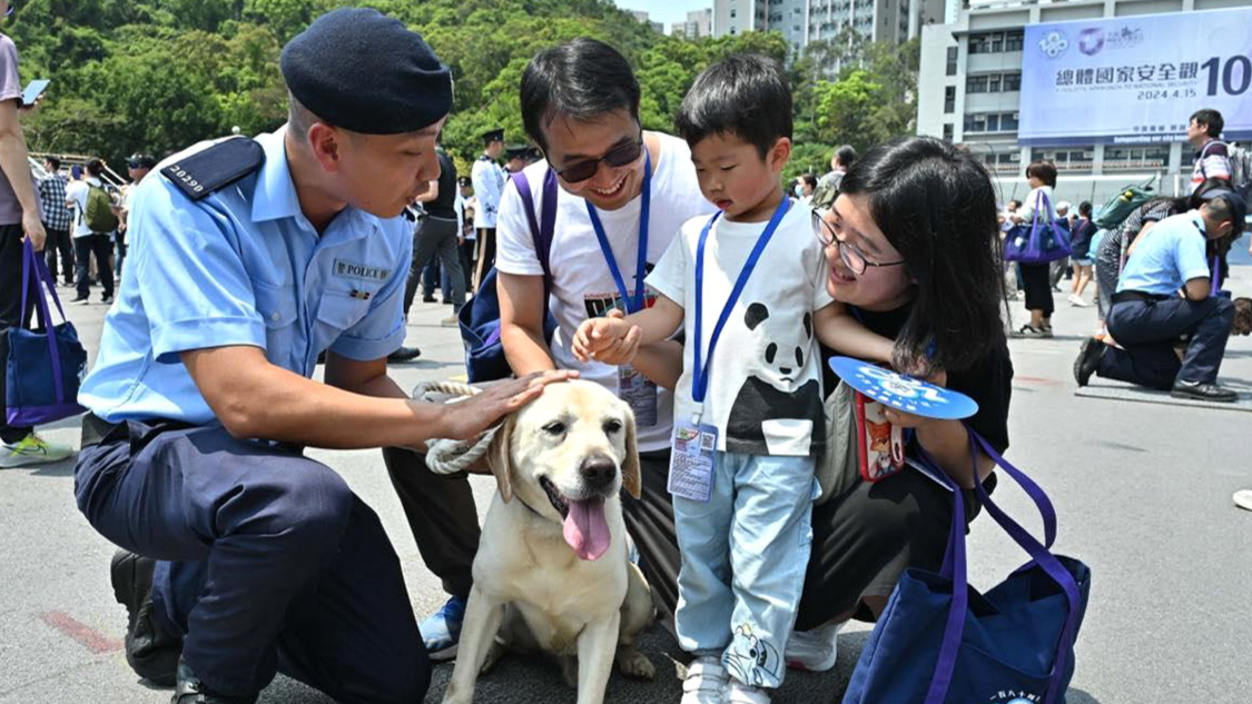 Finding home for retired police dogs in Hong Kong
