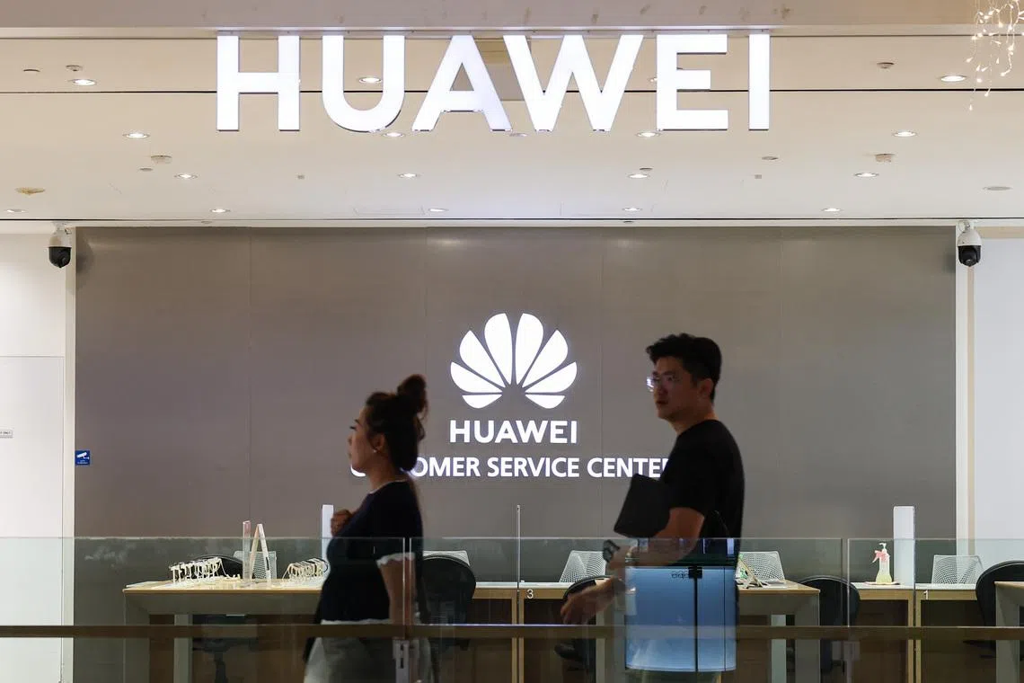 Chinese technology companies are intensifying efforts to recruit AI graduates from Singapore’s two flagship universities, offering sharply higher pay packages to entice them to work in China.
