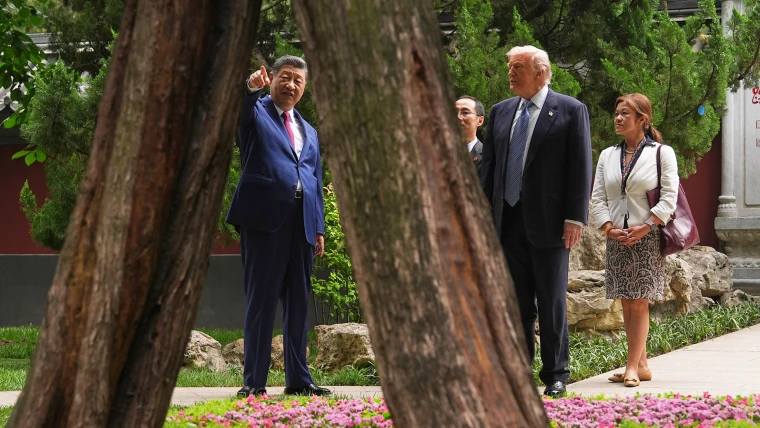 Xi gives Trump rare tour of China's secret garden