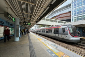 MTR Corp raises 3b euro in first public green bond sale