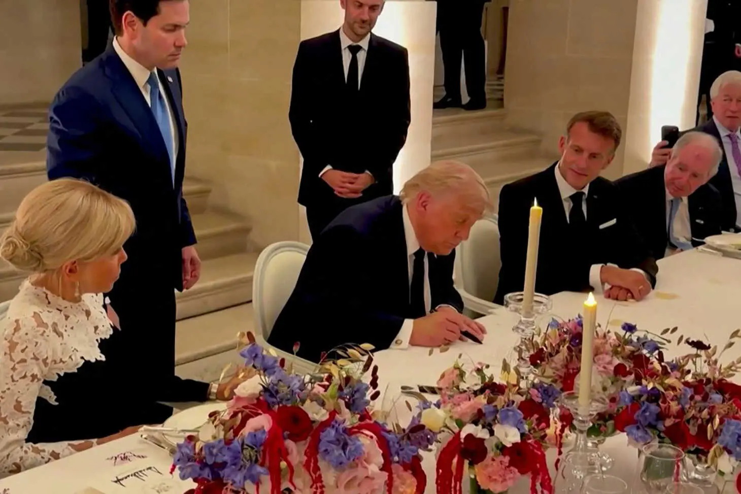 Trump Signs Preliminary Deal to End the War With Iran