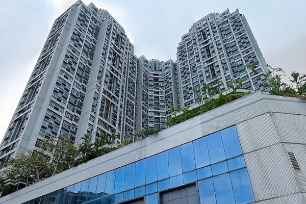 Hong Kong police arrest man after repeated bottle-throwing from flat injures 2