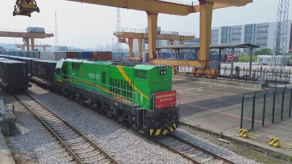 Int'l freight trains departing from China's Greater Bay Area surpass 20,000 this year