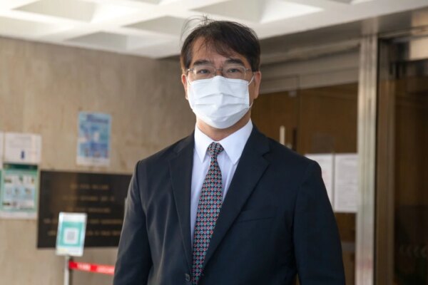 Ex-prosecutor loses judicial challenge against sacking for emails flouting neutrality
