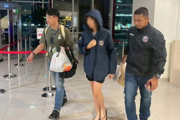 Scammers posing as police cheat 42 mainland students in Hong Kong out of millions