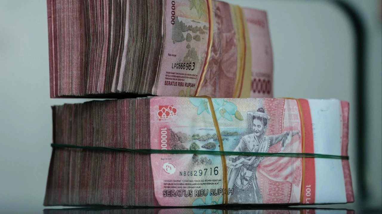 Hong Kong, Indonesia move towards direct transactions in yuan, rupiah