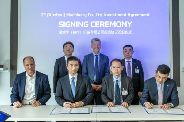 ZF, XCMG form joint venture to advance agricultural machinery technology in China