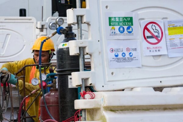 ‘All reasonable steps’ for site smoking ban include CCTV, cigarette storage points