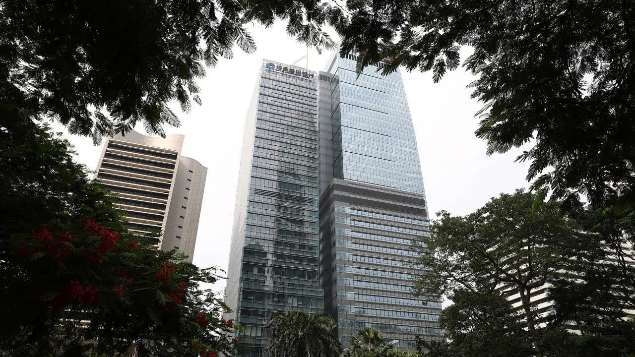 Hong Kong developer Lai Sun seeks note swap in bid to ease liquidity pressure