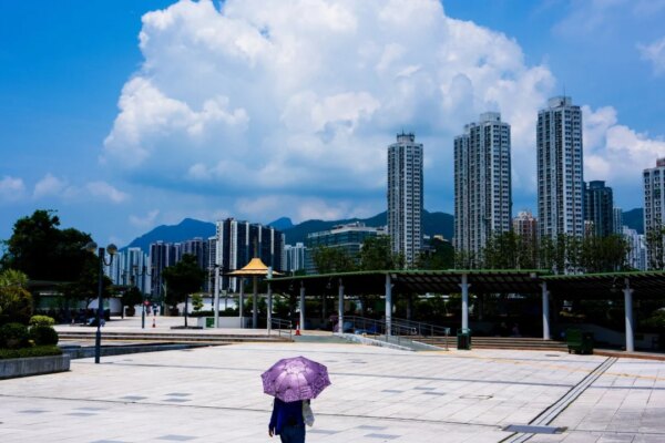 Brace for heavy rain and squally thunderstorms, Hong Kong Observatory warns