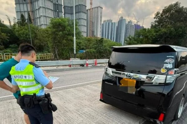 Hong Kong police arrest 9 in crackdown on dangerous driving