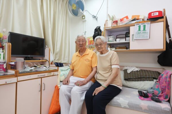 For elderly couple Lau Moon-wing (left) and Chow Kam-shim, mornings often include yum cha with friends. Photo: Edmond So