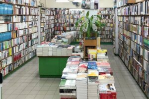 Independent bookshop of 50 years to close after national security raid