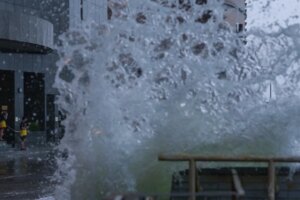 Typhoon Noul: T8 signal to remain in force at least until noon