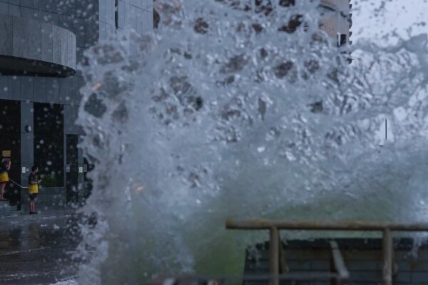 Typhoon Noul: T8 signal to remain in force at least until noon