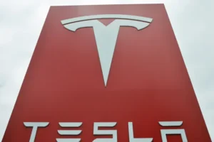 ALHAMBRA, CALIFORNIA - JULY 02: The Tesla logo is displayed at a Tesla dealership on July 2, 2026 in Alhambra, California. Tesla stock closed the trading day down 7.5 percent despite a strong quarterly deliveries report from the electric vehicle (EV) maker.   Mario Tama/Getty Images/AFP (Photo by MARIO TAMA / GETTY IMAGES NORTH AMERICA / Getty Images via AFP)