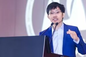 Early last year, DeepSeek, a Chinese artificial-intelligence lab, was causing panic among its Western rivals (X/@Egline_Samoe)