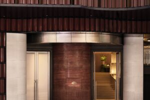 mandarin oriental the landmark hong kong review