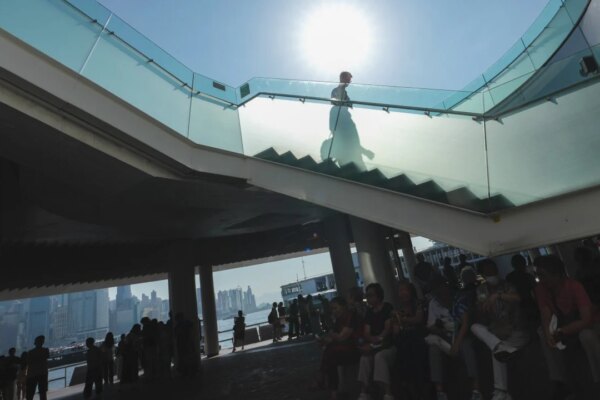 Super Typhoon Dolphin set to bring very hot weather to Hong Kong next week