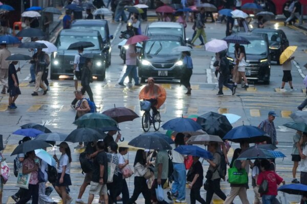Amber rainstorm warning cancelled, 11 flooding cases recorded in Hong Kong