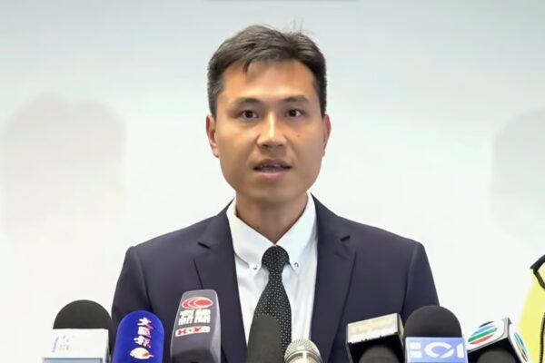 Chief Inspector Tam Tsz-wai says the two men frequently changed vehicles in a bid to evade detection. Photo: Facebook/HK Police Force
