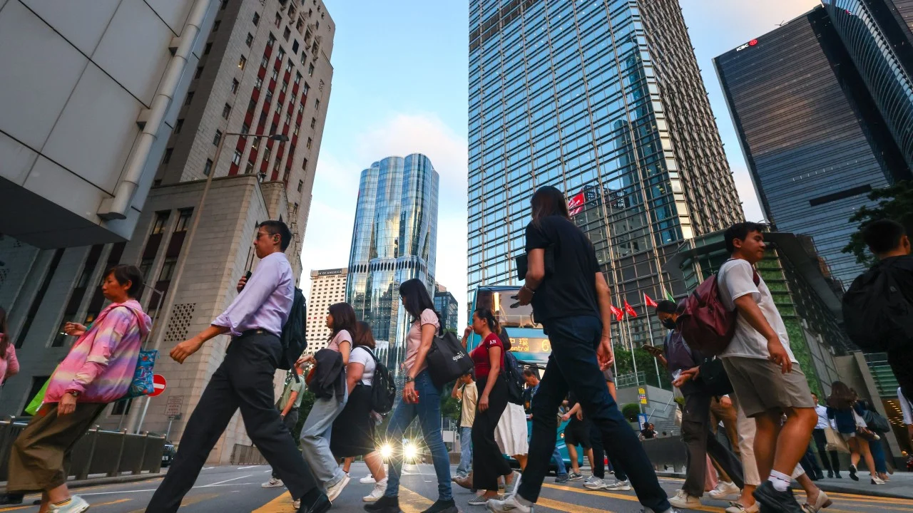 Hong Kong offers HK$45,000 to welfare recipients who secure steady jobs
