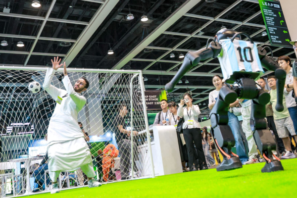 Localization seen key to global ambitions