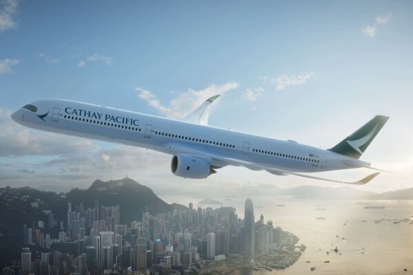 (Cathay Pacific)