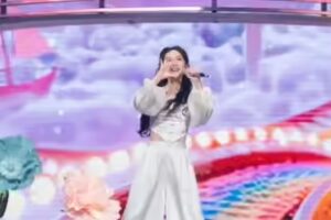 Singing so bad that China cancelled her concert - who is Xie Na?