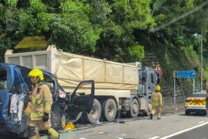 Man, 38, arrested for driving under the influence of drugs after 3-vehicle crash