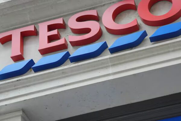 Arrest warrant issued after pair charged over £8,600 shoplifting spree fail to turn up at court
