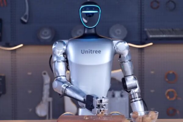 Unitree robot cracking walnuts