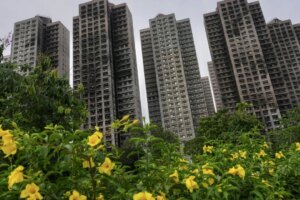 Supplier says subcontractor ordered non-fire-retardant nets before Tai Po blaze
