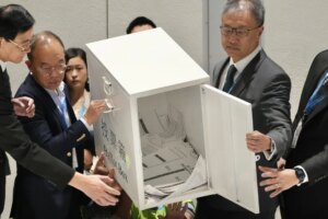 Number of registered electors in Hong Kong drops for fifth year to 4.12 million